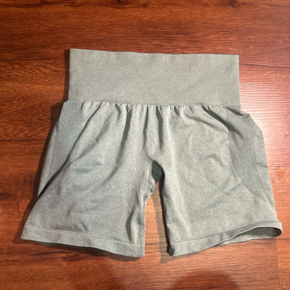 NVGTN Green/Blue Women's Shorts